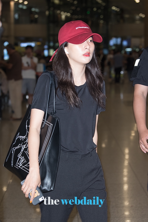 레드벨벳(RedVelvet) 슬기, 인천국제공항 입국