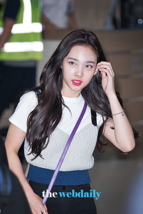 TWICE(트와이스) 나연, 김포국제공항 입국 현장