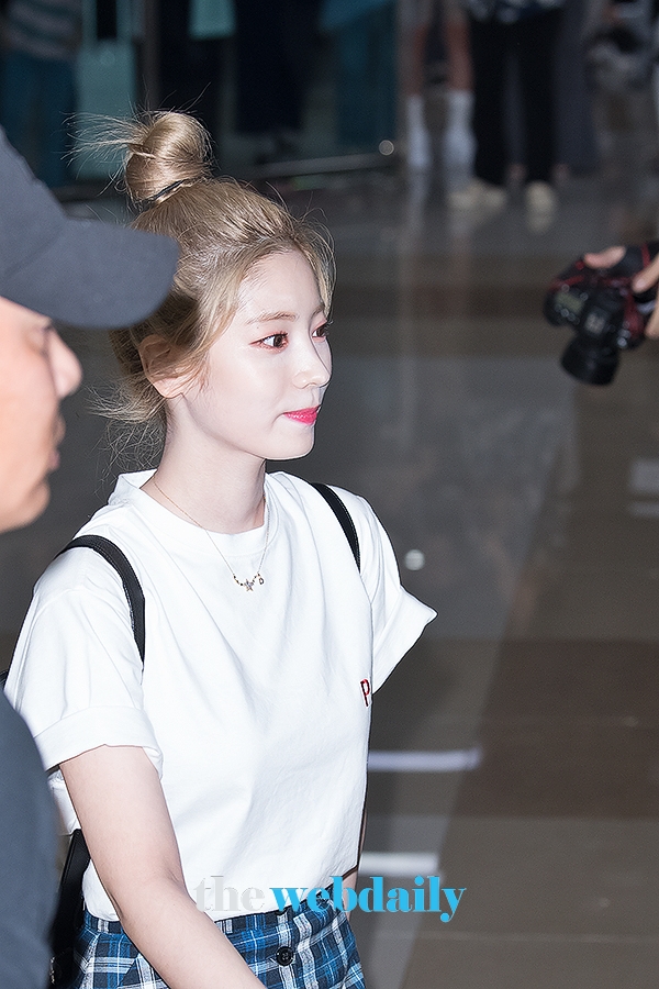 TWICE(트와이스) 다현, 김포국제공항 입국 현장