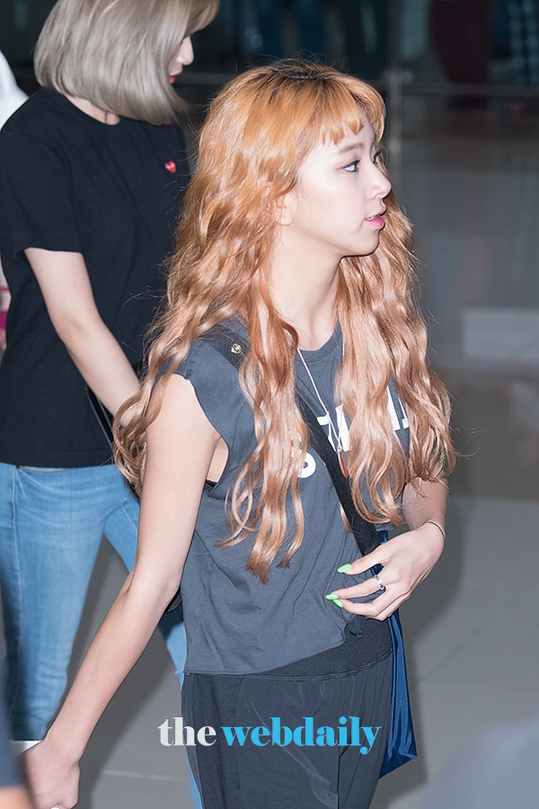 TWICE(트와이스) 채영, 김포국제공항 입국 현장