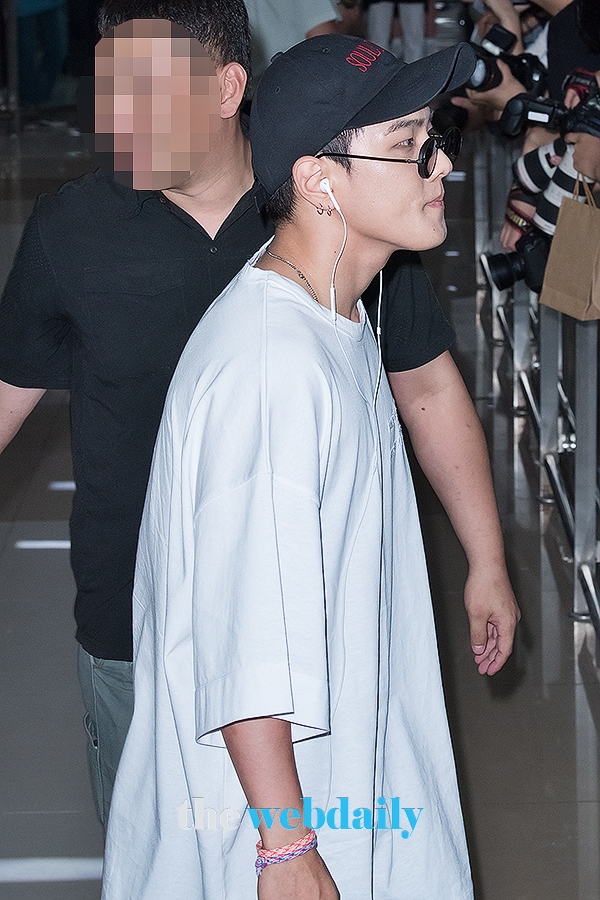 iKON (아이콘) 김동혁, 김포국제공항 입국 현장