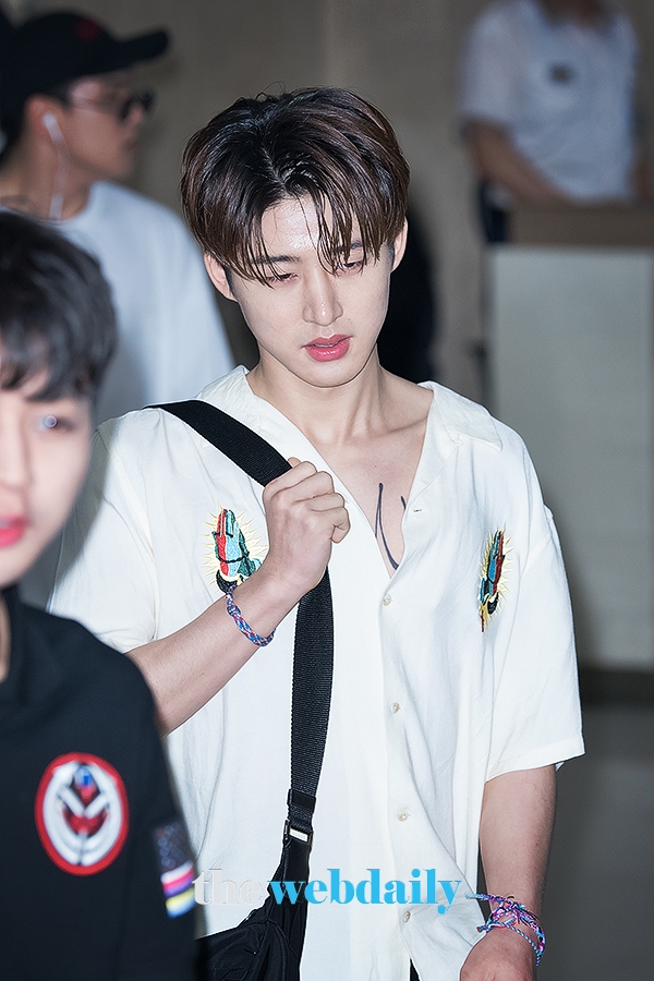 iKON (아이콘) 비아이, 김포국제공항 입국 현장