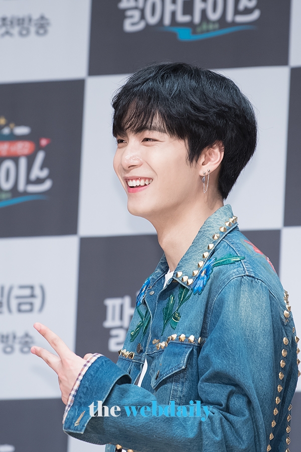 뉴이스트W 종현, JTBC2 ‘사서고생 시즌2-팔아다이스’ 제작발표회