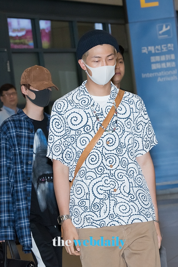 방탄소년단(BTS) 슈가-RM, 인천국제공항 입국 현장