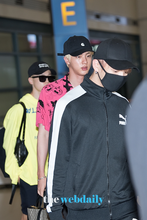 방탄소년단(BTS) 진, 인천국제공항 입국 현장
