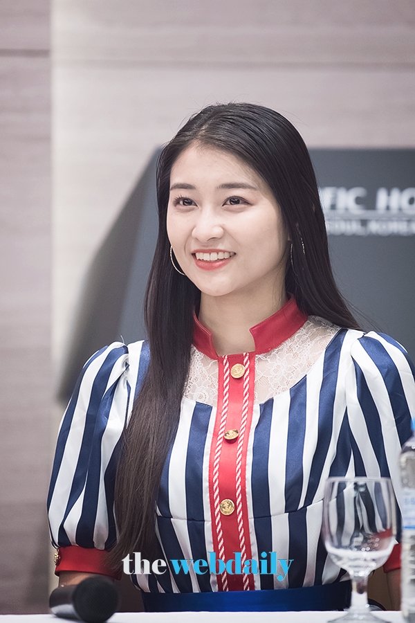 안쥬르므(Angerme) 와다아야카, 첫 내한 공연 인터뷰