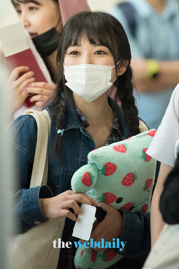 야부키 나코(矢吹奈子), 김포국제공항 출국 현장