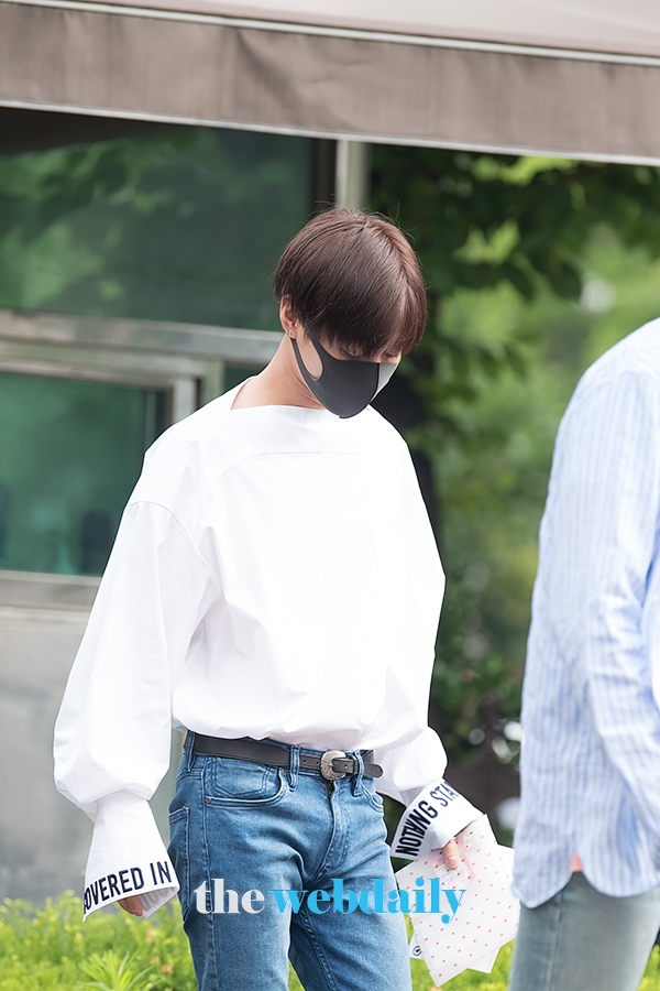 샤이니(SHINee) 태민, KBS 뮤직뱅크 출근길