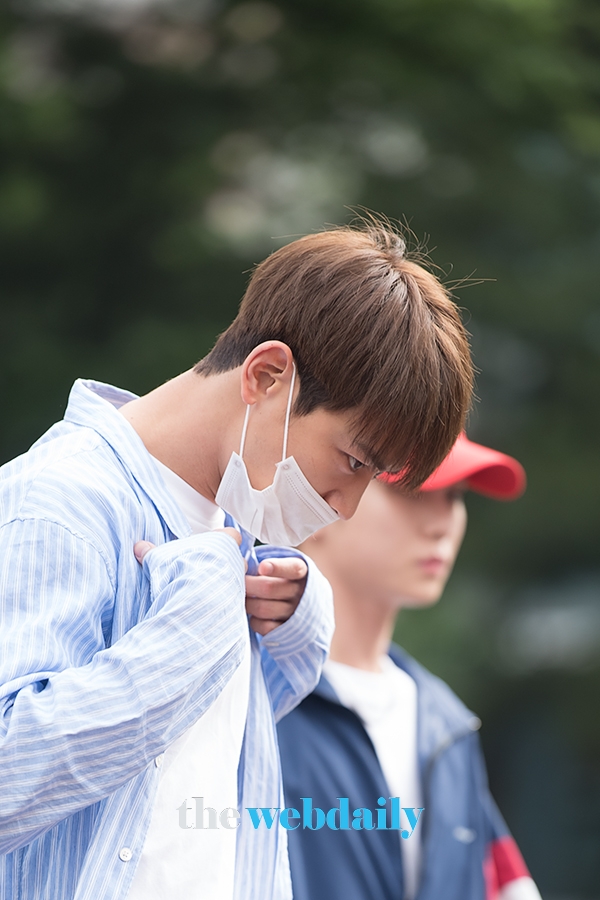 샤이니(SHINee) 민호, KBS 뮤직뱅크 출근길
