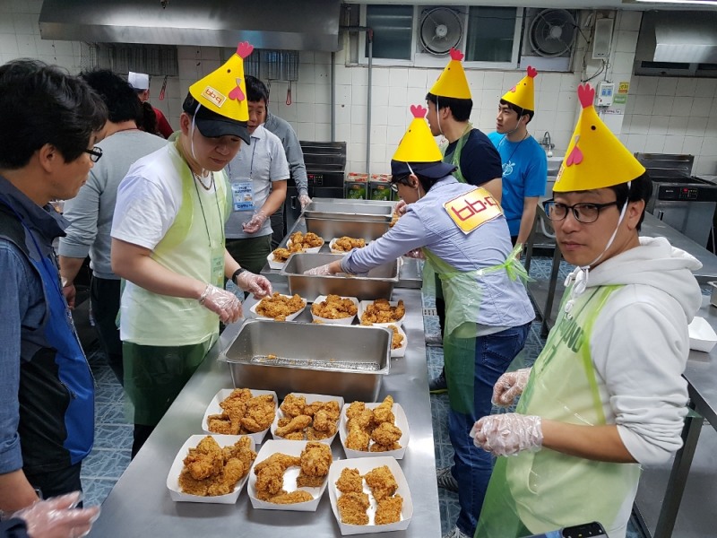 BBQ,‘올리브 치킨캠프’ (사진=BBQ)