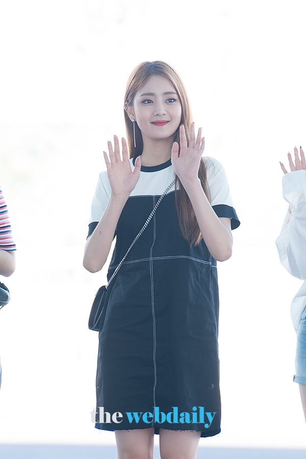 (여자)아이들 민니, 인천국제공항 출국