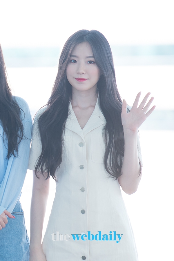 (여자)아이들 슈화, 인천국제공항 출국