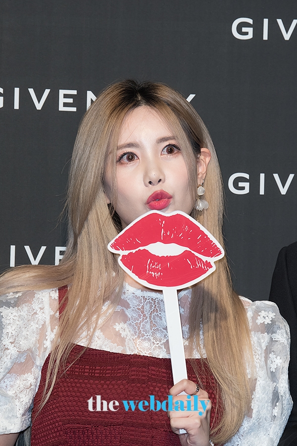 큐리, 지방시 국내 론칭 파티