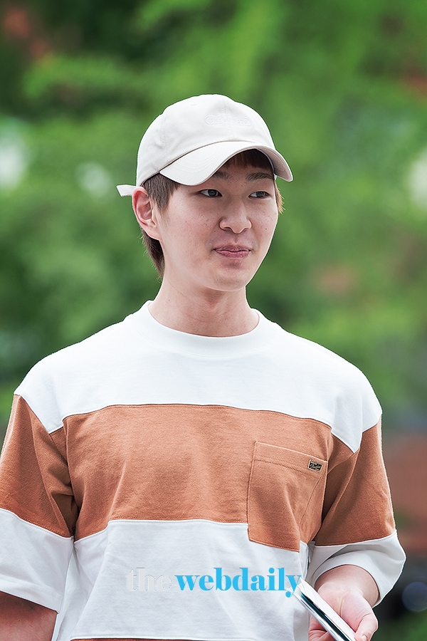 샤이니(SHINee) 온유, KBS 뮤직뱅크 출근길
