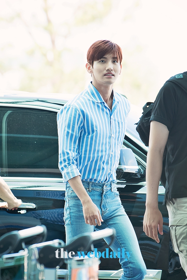 동방신기 최강창민, 인천국제공항 출국 현장