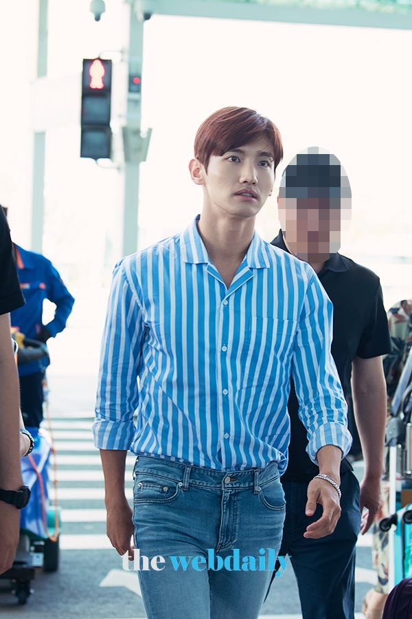 동방신기 최강창민, 인천국제공항 출국 현장