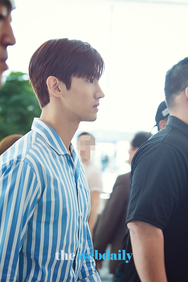동방신기 최강창민, 인천국제공항 출국 현장