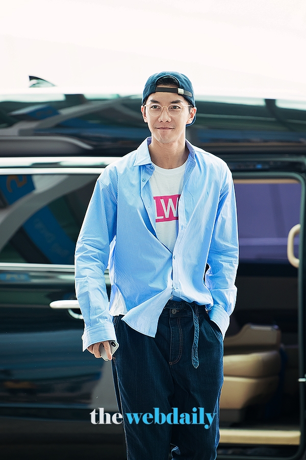 이승기, 인천국제공항 출국 현장