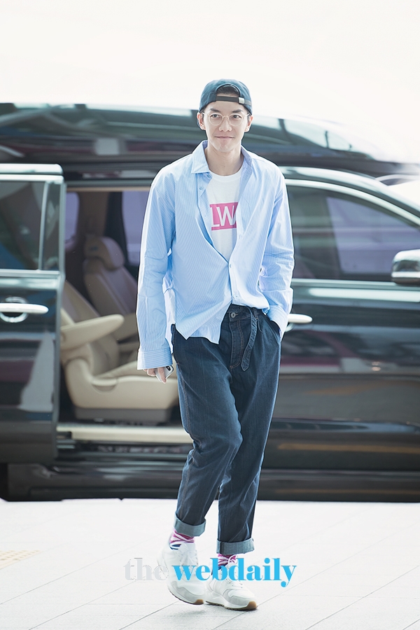 이승기, 인천국제공항 출국 현장