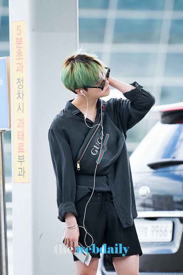 iKON(아이콘) 김진환, 인천국제공항 출국 현장