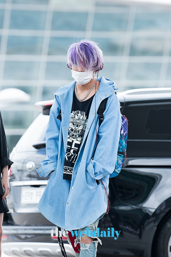 iKON(아이콘) 바비, 인천국제공항 출국 현장