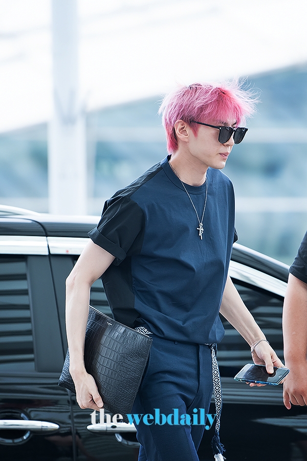 빅스(VIXX) 레오, 인천국제공항 출국 현장