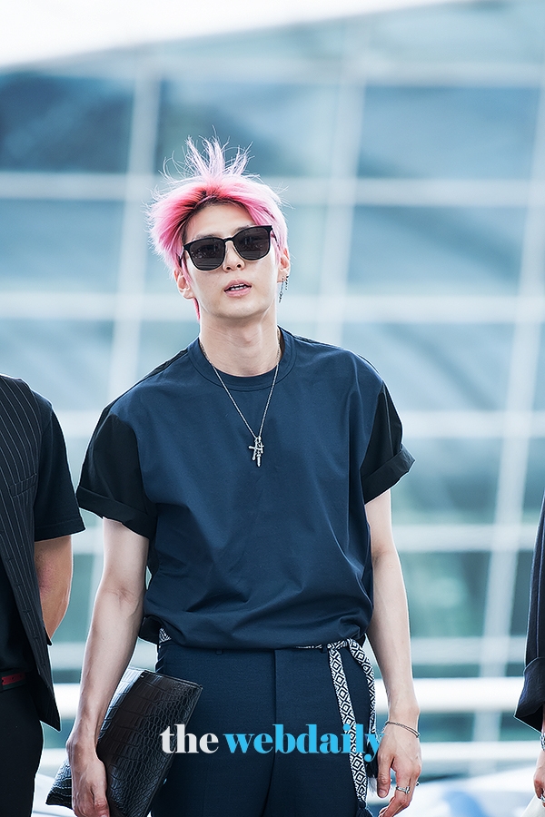 빅스(VIXX) 레오, 인천국제공항 출국 현장