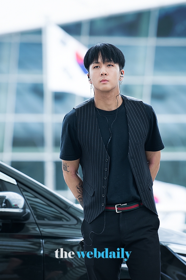 빅스(VIXX) 라비, 인천국제공항 출국 현장