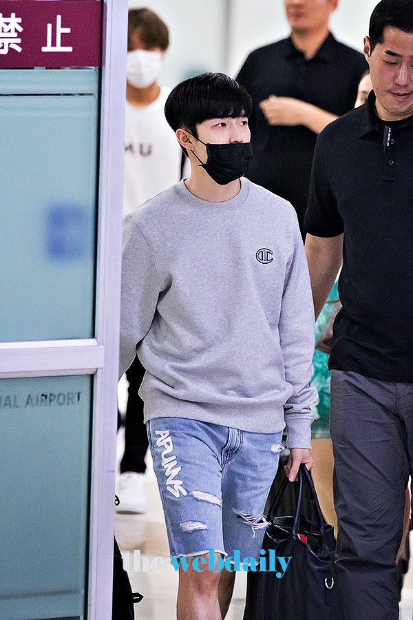 WannaOne(워너원) 김재환, 김포국제공항 입국 현장