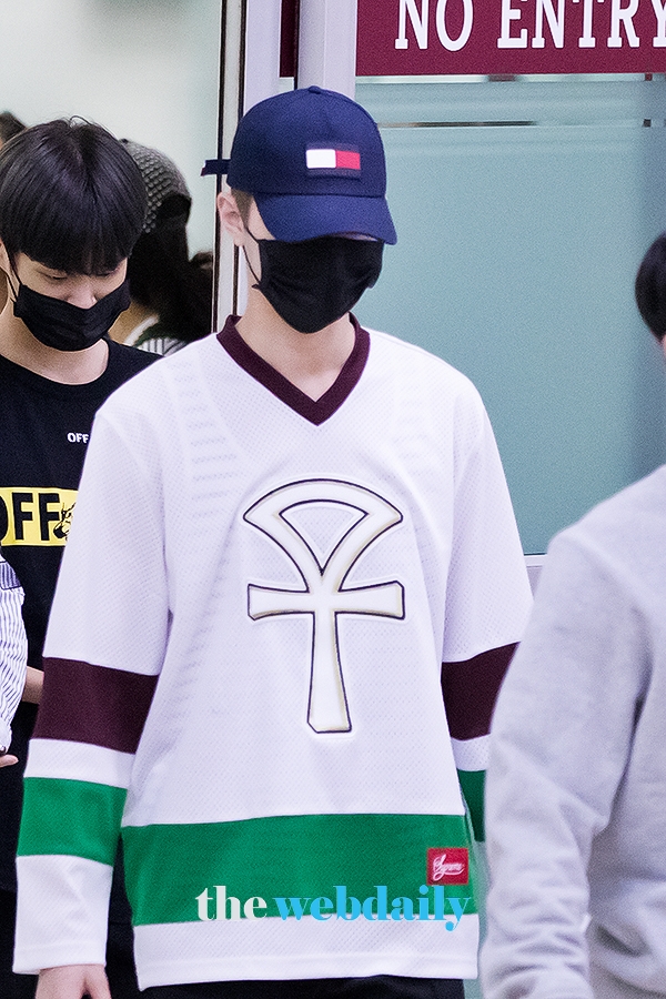 WannaOne(워너원) 라이관린, 김포국제공항 입국 현장