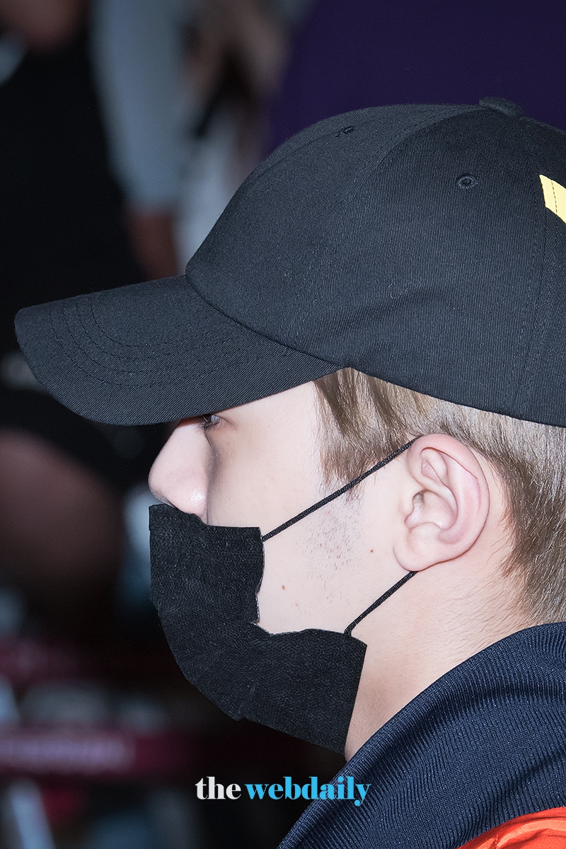 WannaOne(워너원) 라이관린, 김포국제공항 출국 현장