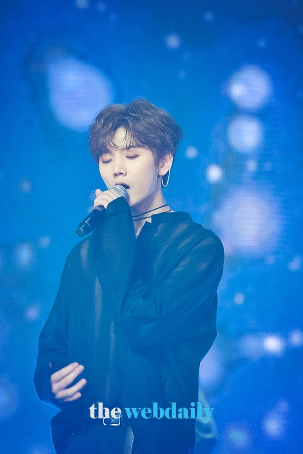 뉴이스트W 렌, MBC MUSIC '쇼챔피언' 생방송 현장