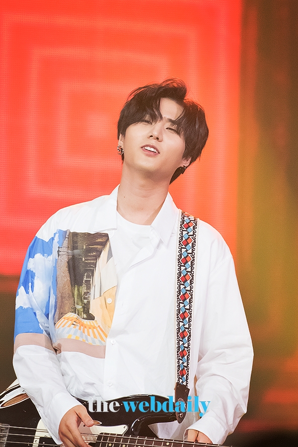 DAY6(데이식스) 영케이, MBC MUSIC '쇼챔피언' 생방송 현장