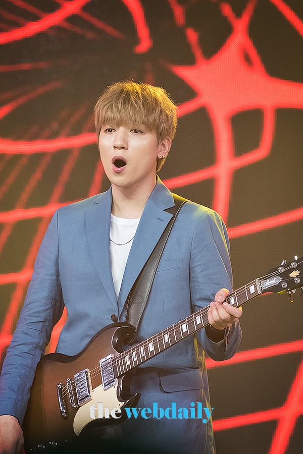 DAY6(데이식스) 성진, MBC MUSIC '쇼챔피언' 생방송 현장