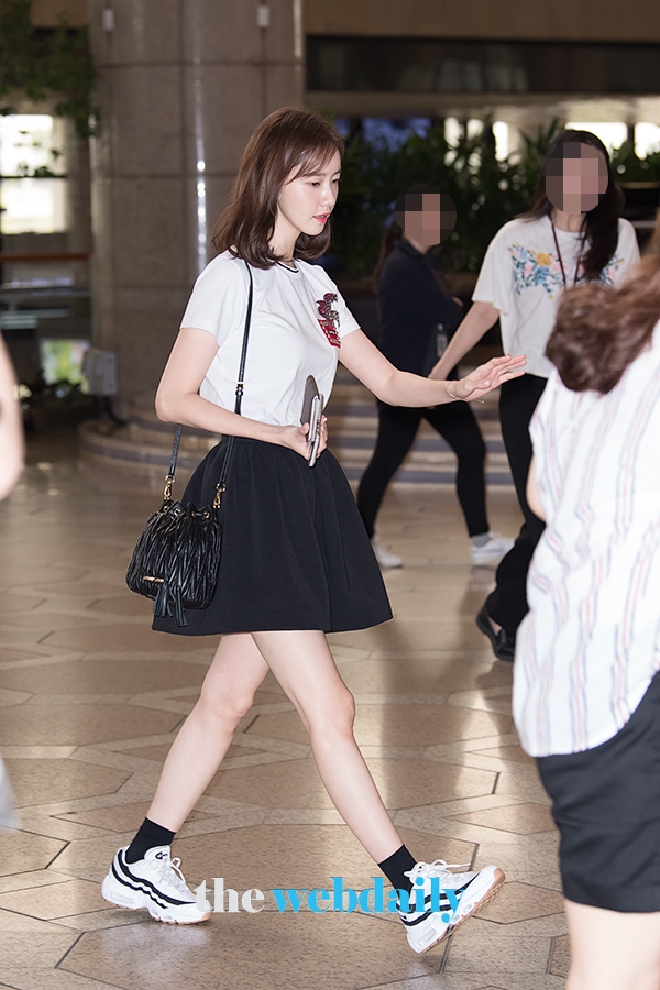 소녀시대 윤아, 김포국제공항 출국 현장