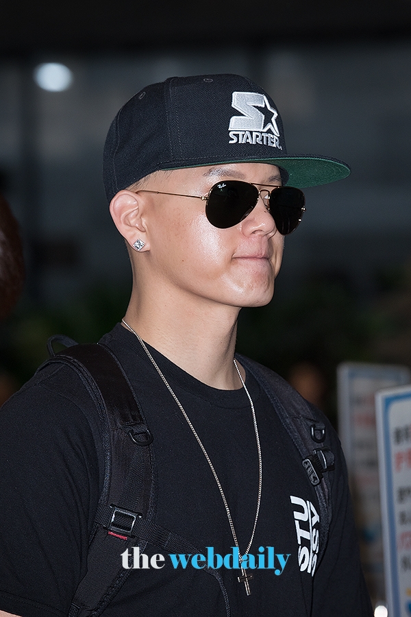 비투비(BTOB) 프니엘, 김포국제공항 출국 현장