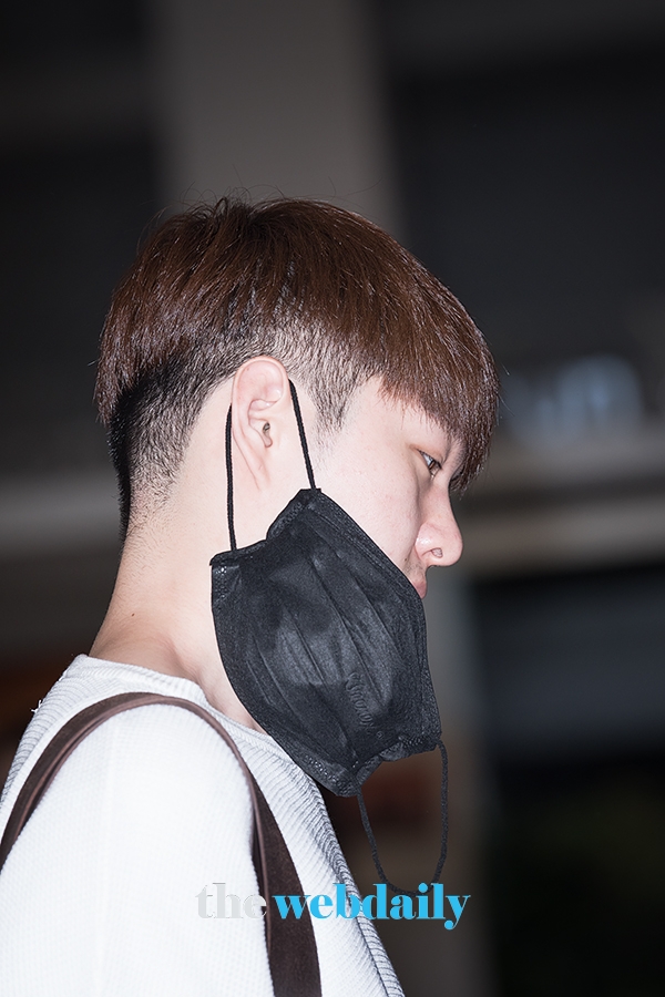 비투비(BTOB) 이창섭, 김포국제공항 출국 현장