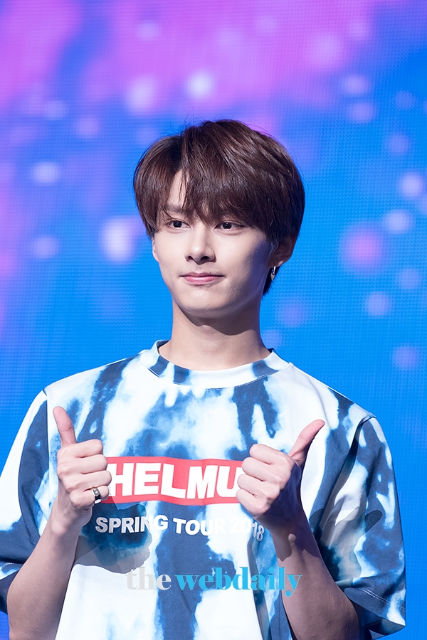 세븐틴(Seventeen) 준, 다섯번 째 미니앨범 'YOU MAKE MY DAY' 발매 기념 쇼케이스