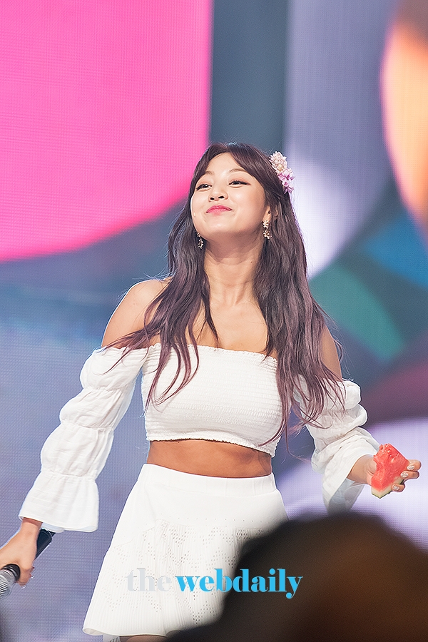 TWICE(트와이스) 지효, MBC MUSIC '쇼챔피언' 생방송 현장공개