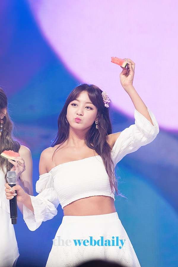 TWICE(트와이스) 지효, MBC MUSIC '쇼챔피언' 생방송 현장공개