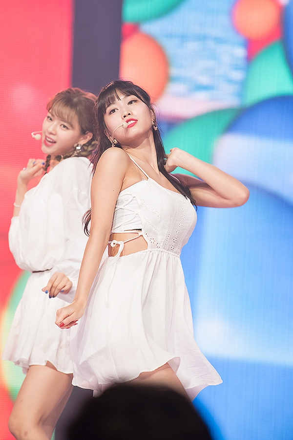TWICE(트와이스) 모모, MBC MUSIC '쇼챔피언' 생방송 현장공개