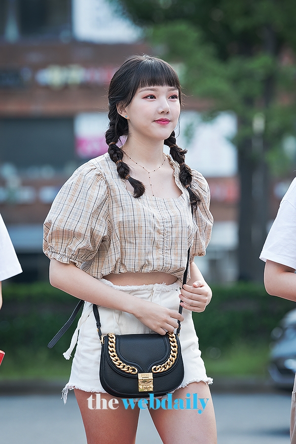 여자친구(GFRIEND) 예린, KBS 뮤직뱅크 출근길