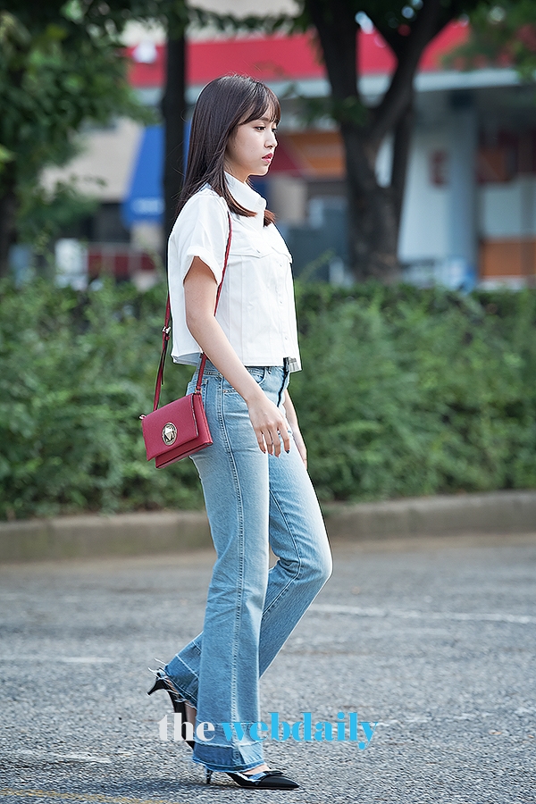 TWICE(트와이스) 미나, KBS 뮤직뱅크 출근길