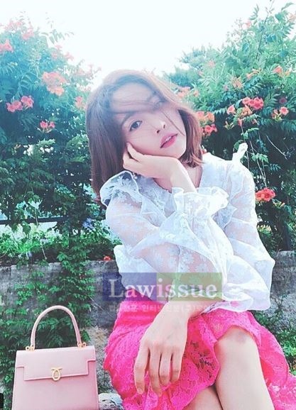 홍수아, 이른 아침까지 쏠리는 눈...열일하는 청순美 '놀라울 따름'