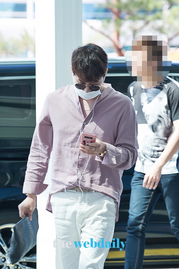 JYJ 박유천, 인천국제공항 출국 현장