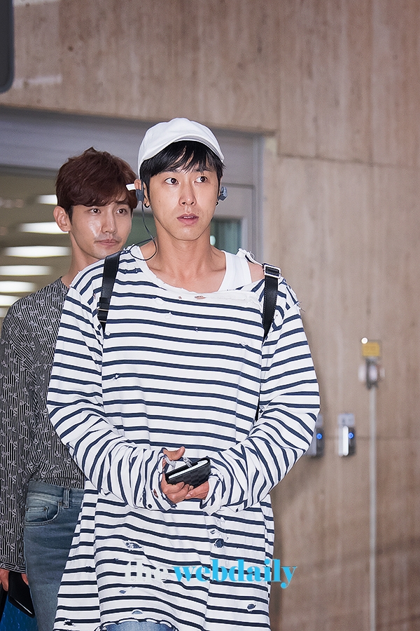 동방신기 유노윤호, 김포국제공항 입국 현장