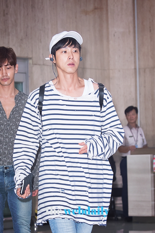 동방신기 유노윤호, 김포국제공항 입국 현장