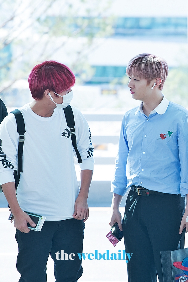 WannaOne(워너원) 박지훈-윤지성, 인천국제공항 출국 현장