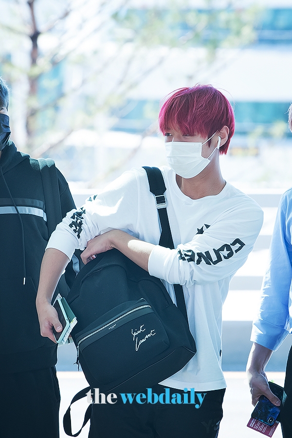 WannaOne(워너원) 박지훈, 인천국제공항 출국 현장
