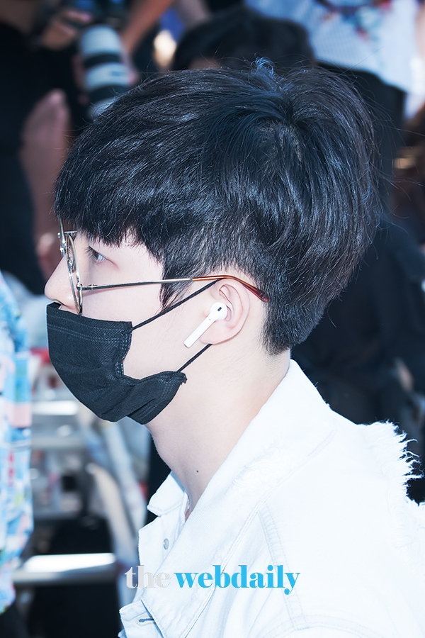 WannaOne(워너원) 김재환, 인천국제공항 출국 현장